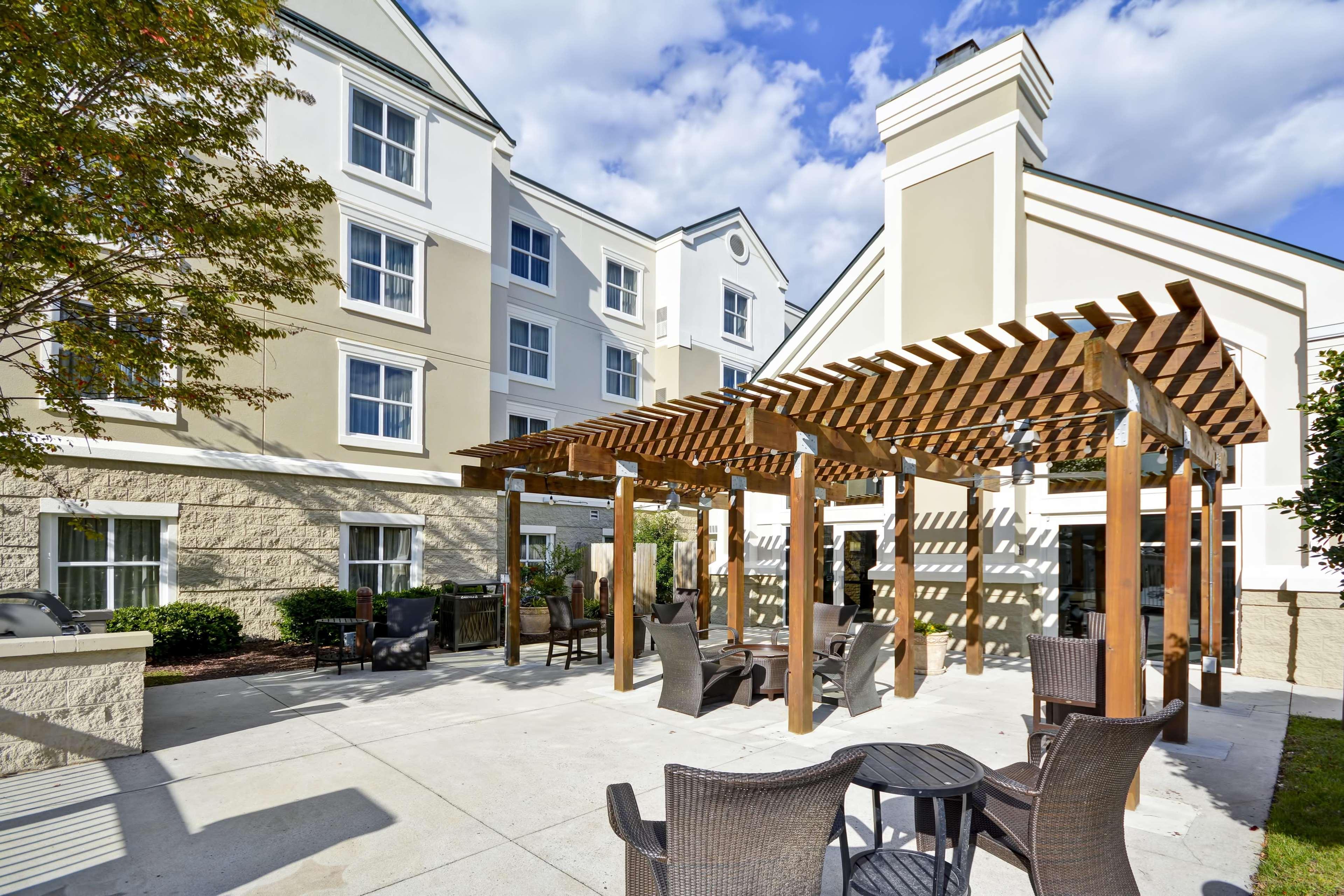 Homewood Suites Durham-Chapel Hill I-40 Экстерьер фото
