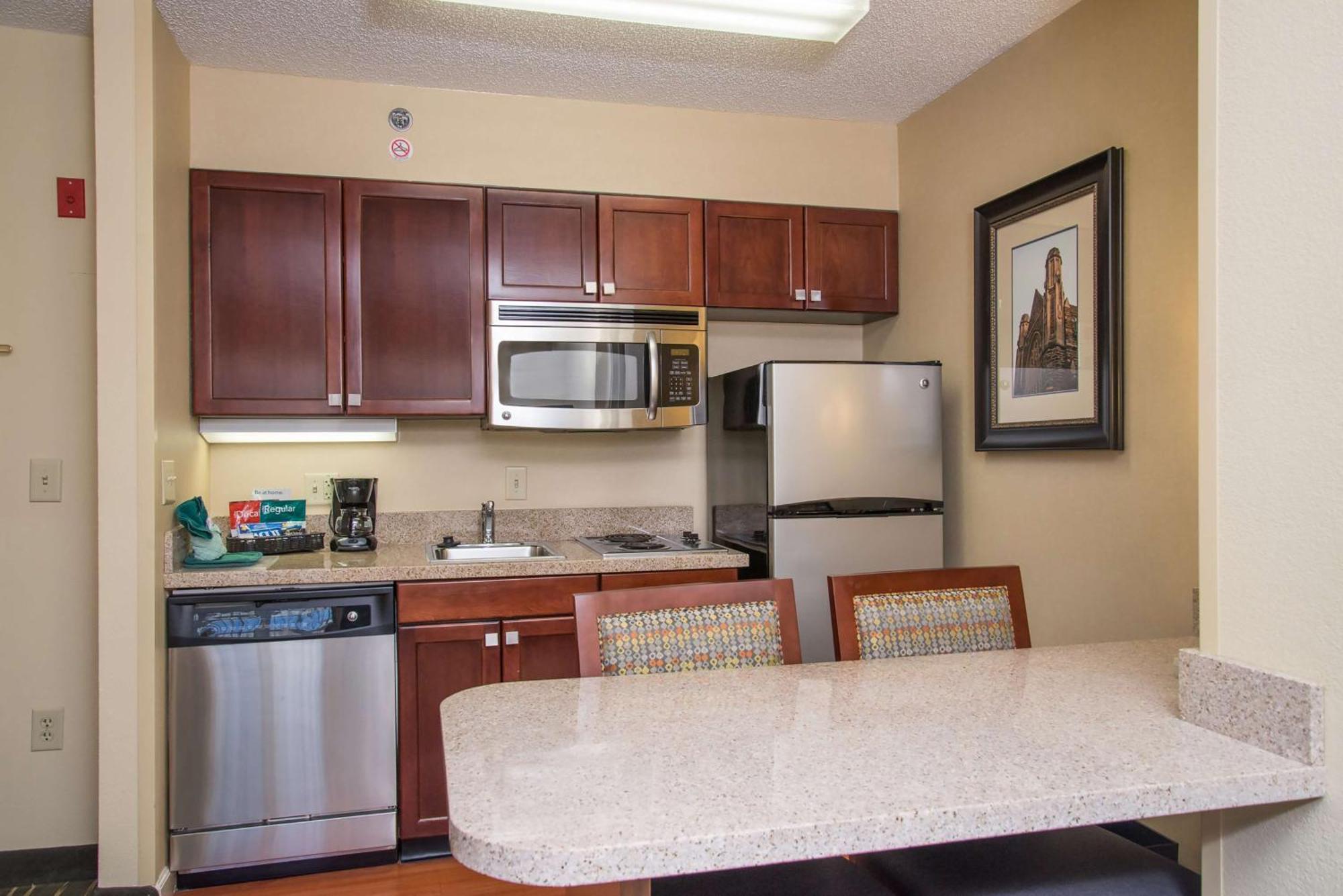 Homewood Suites Durham-Chapel Hill I-40 Экстерьер фото